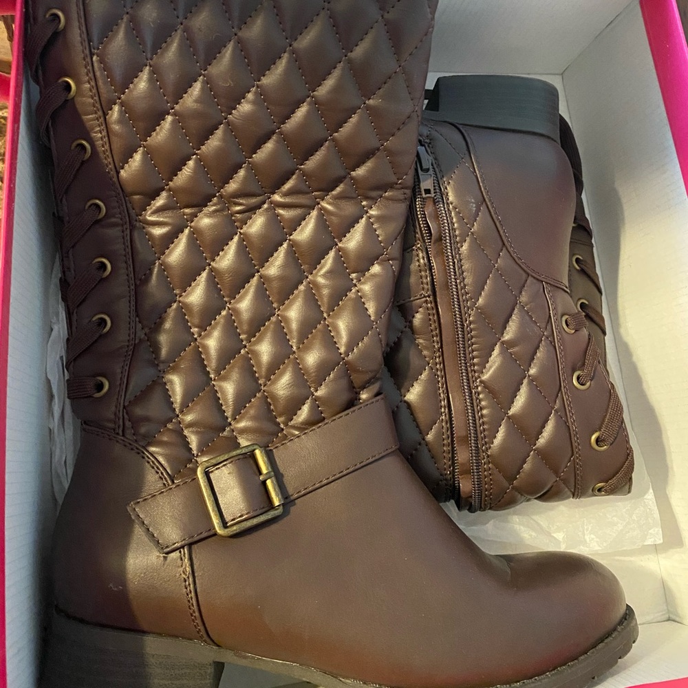 Calf boots